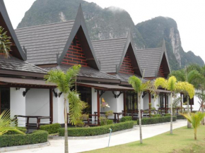 Hotels in Ban Kao